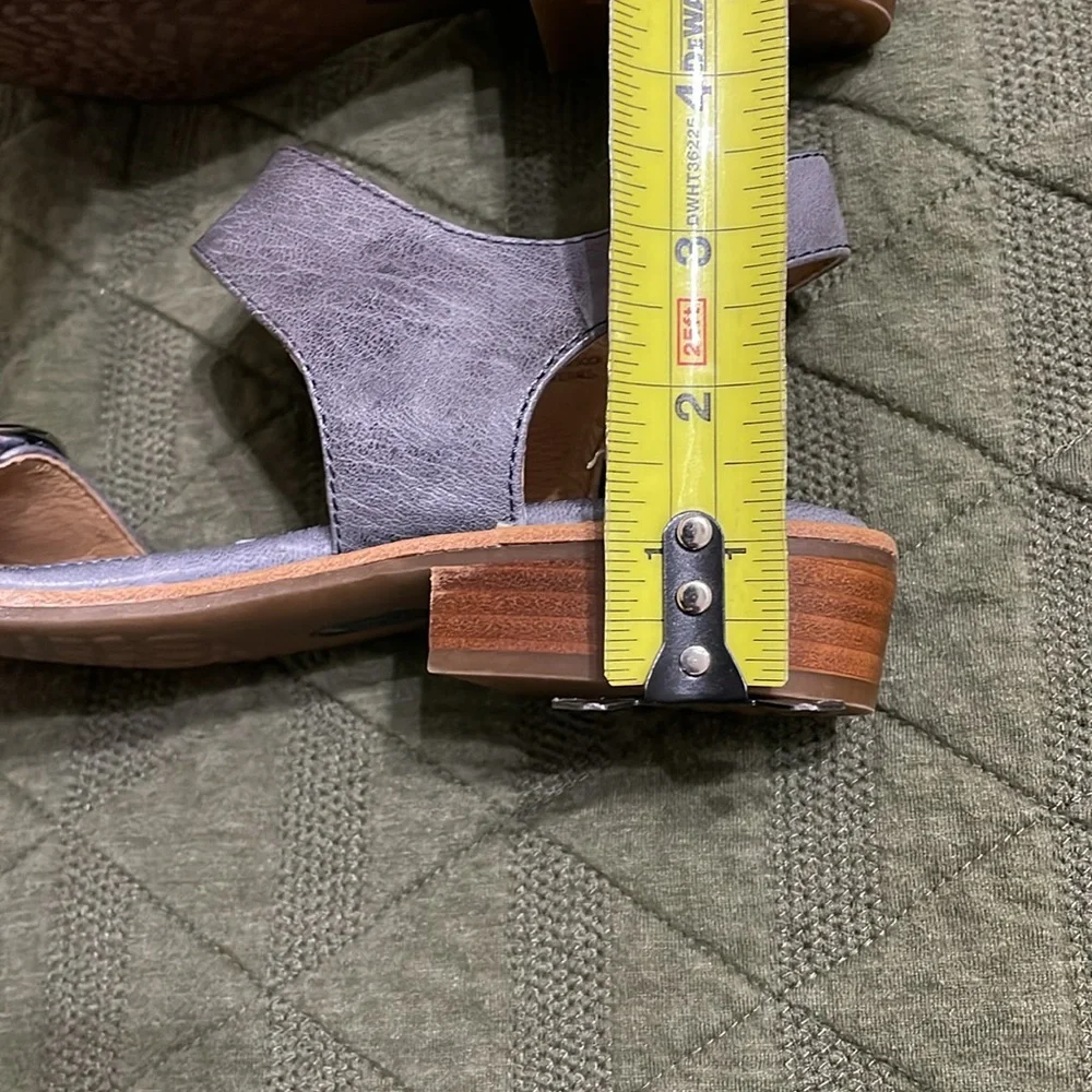 SOFFT Nerissa Gray Leather Block Heel Sandals size 7 - Picture 7 of 8